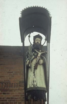 XIX-wieczna figura nasłupowa - św. Jan Nepomucen przy zagrodzie Skierki - Klukowa Huta