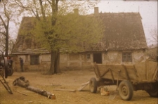 XVIII-wieczna chałupa konstrukcji szkieletowej z zabudowanym podcieniem pełnoszczytowym - Starkowa Huta