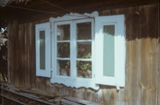 Chałupa konstrukcji zrębowej z podcieniem pełnoszczytowym, wybudowana na pocz. XIX wieku, oszalowana na początku XX - Dębia G&oacute;ra