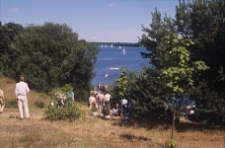 Impreza folklorystyczna "Jarmark Wdzydzki 1989". Widok na jezioro - Wdzydze - KPE