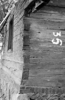 Chata zrębowa, podcieniowa - Lipuska Huta [18]