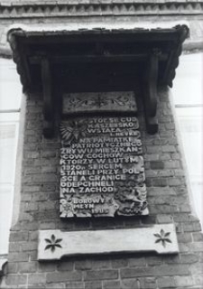 Tablica pamiątkowa w Borowym Młynie