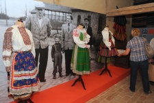 Stroje ludowe w Muzeum Kultury Ludowej Pomorza w Swołowie
