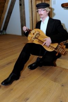 Instrument muzyczny ludowy w Muzeum Kultury Ludowej Pomorza w Swołowie (4)