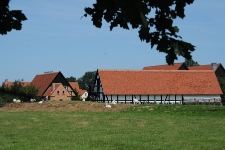 Budynek gospodarczy i mieszkalny w Swołowie (1)