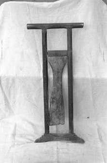 Pachołek do ściągania but&oacute;w - Nowa Kiszewa