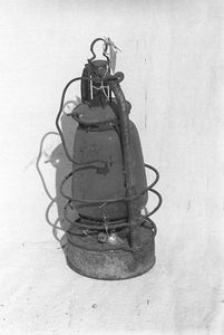 Lampa naftowa, stajenna