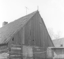 Chałupa zrębowa z zabudowanym podcieniem pełnoszczytowym - Bobowo