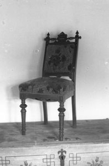 Krzesło wyściełane - Wdzydze Kiszewskie