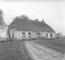 Dwór murowany z XIX w. - Stary Bukowiec