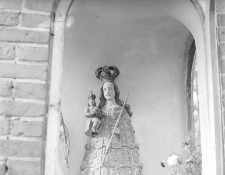 Figura z kapliczki przydrożnej - Mirotki