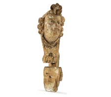 Rzeźba głowki anioła