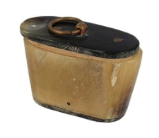 Snuffbox