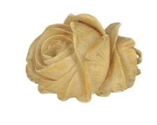 Pendant in the shape of a rose