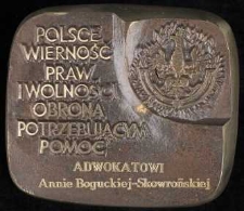 Medal - Polsce Wierność Praw i Wolności Obrona Potrzebującym Pomoc - Adwokatowi Annie Boguckiej-Skowrońskiej