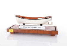 Model łodzi do połowu fok PB-90