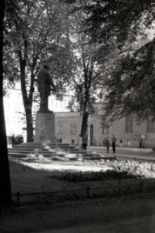 Monument to Henryk Sienkiewicz