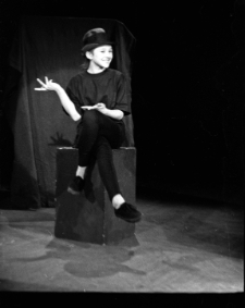 Grupa Teatralna "Gwiżdże" - spektakl "Ilustracje"