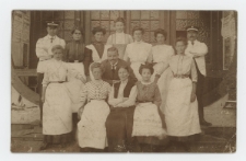 Black and white postcard, photographic, circulation. A group of hotel employees in Sopot