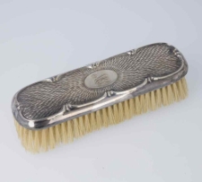 Szczotka w prostokątnej oprawie