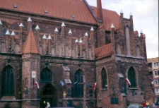 Kości&oacute;ł Najświętszej Marii Panny w Słupsku, widok od ulicy Ignacego Łukasiewicza